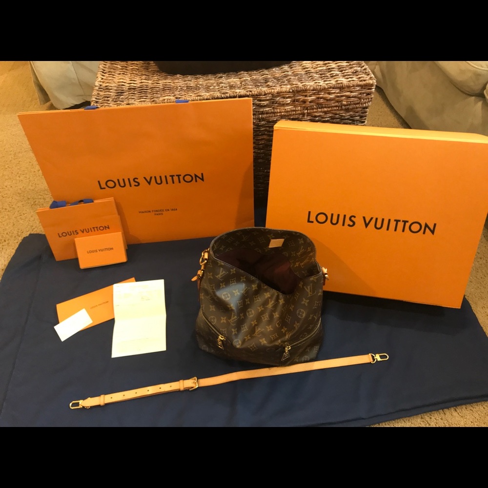 Louis Vuitton Melie handbag in Monogram